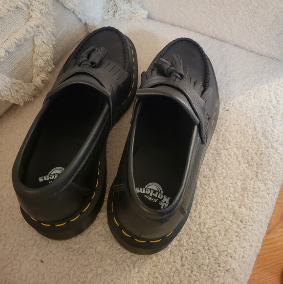 Dr Martens Adrian Tassel Loafer, black size women's 7 - Picture 3 of 5